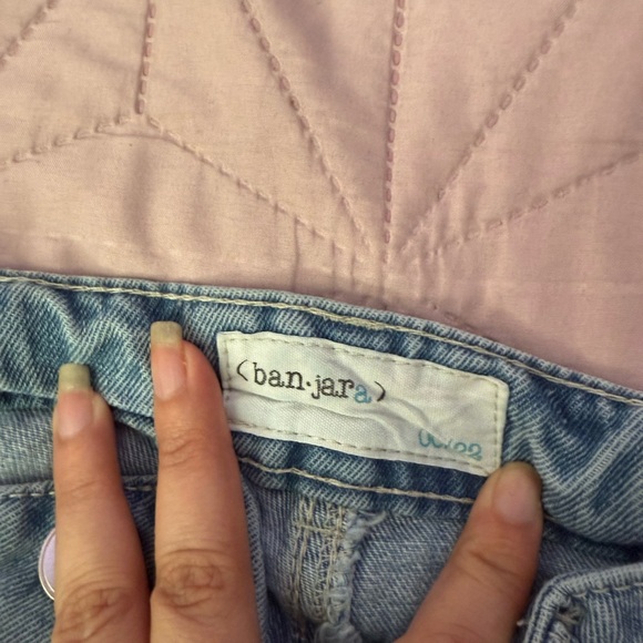 Embroidered Floral Straight Leg Jeans - Picture 3 of 7